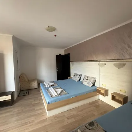 招待所 деневи 普里莫尔斯科