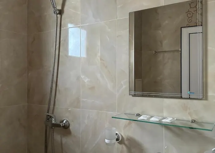 деневи Πανσιόν 2*