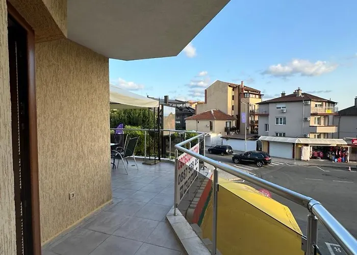 Πανσιόν деневи